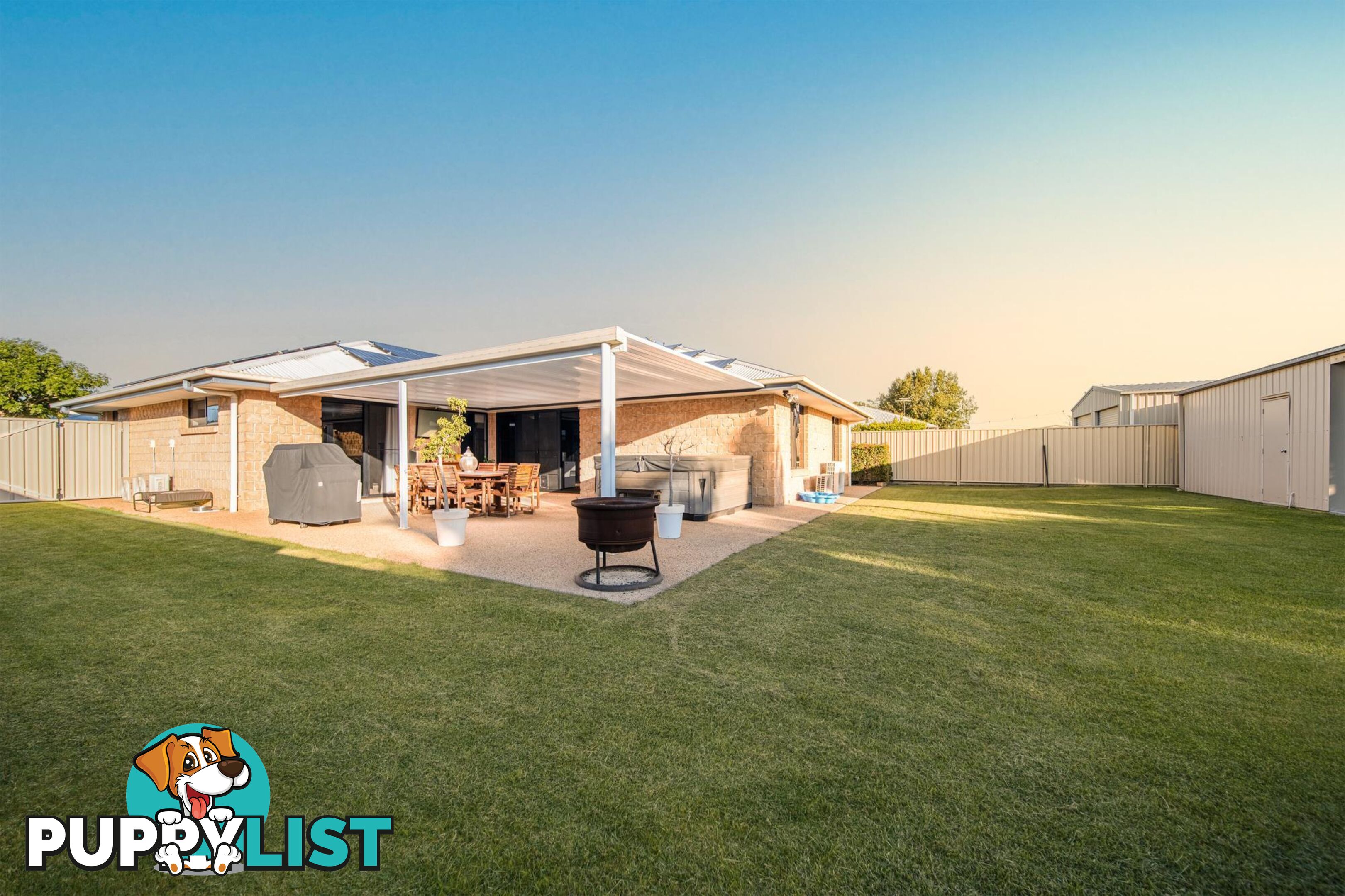 34 Moriarty Street EMERALD QLD 4720