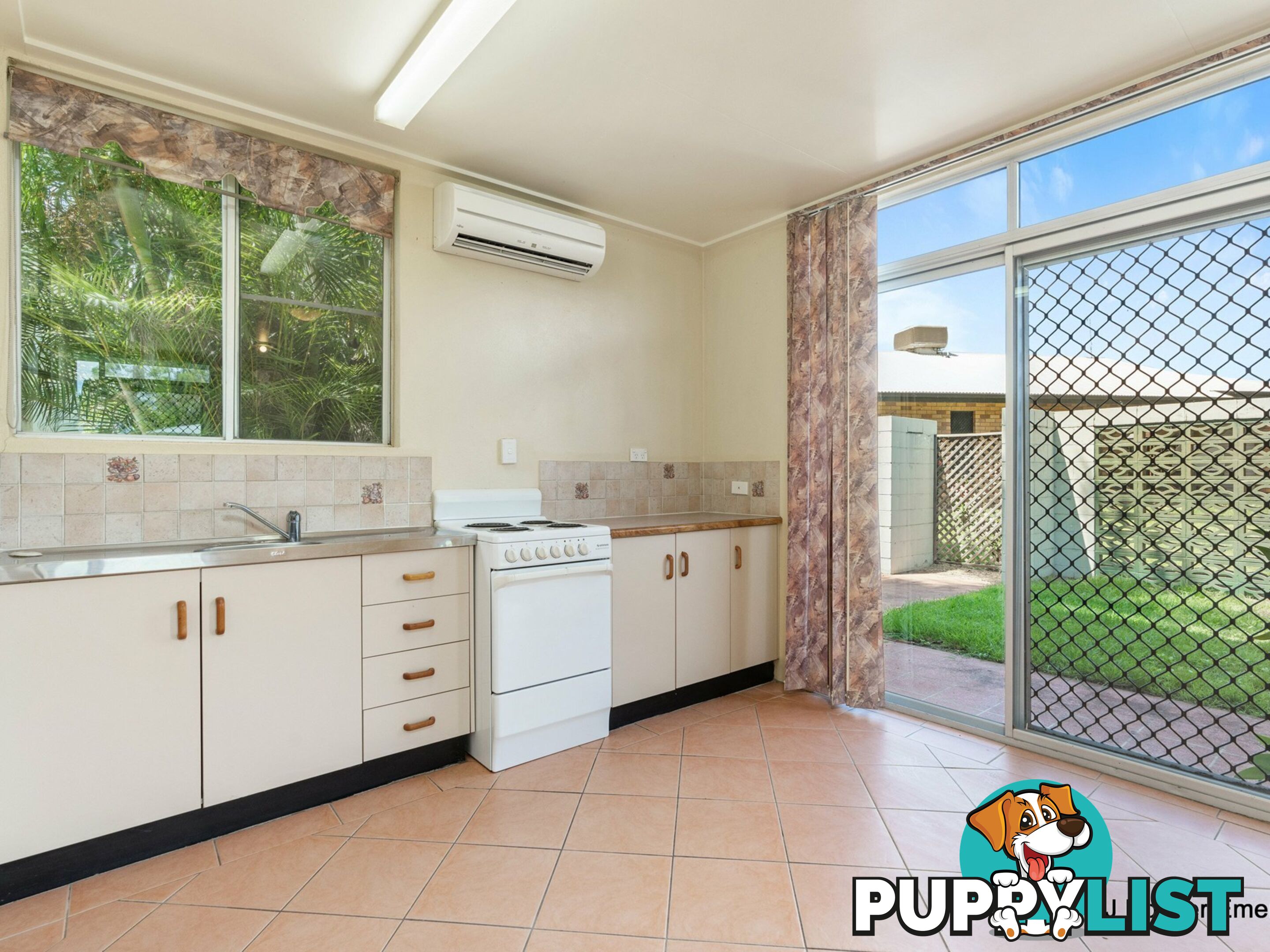 2/53 Dundas Street EMERALD QLD 4720