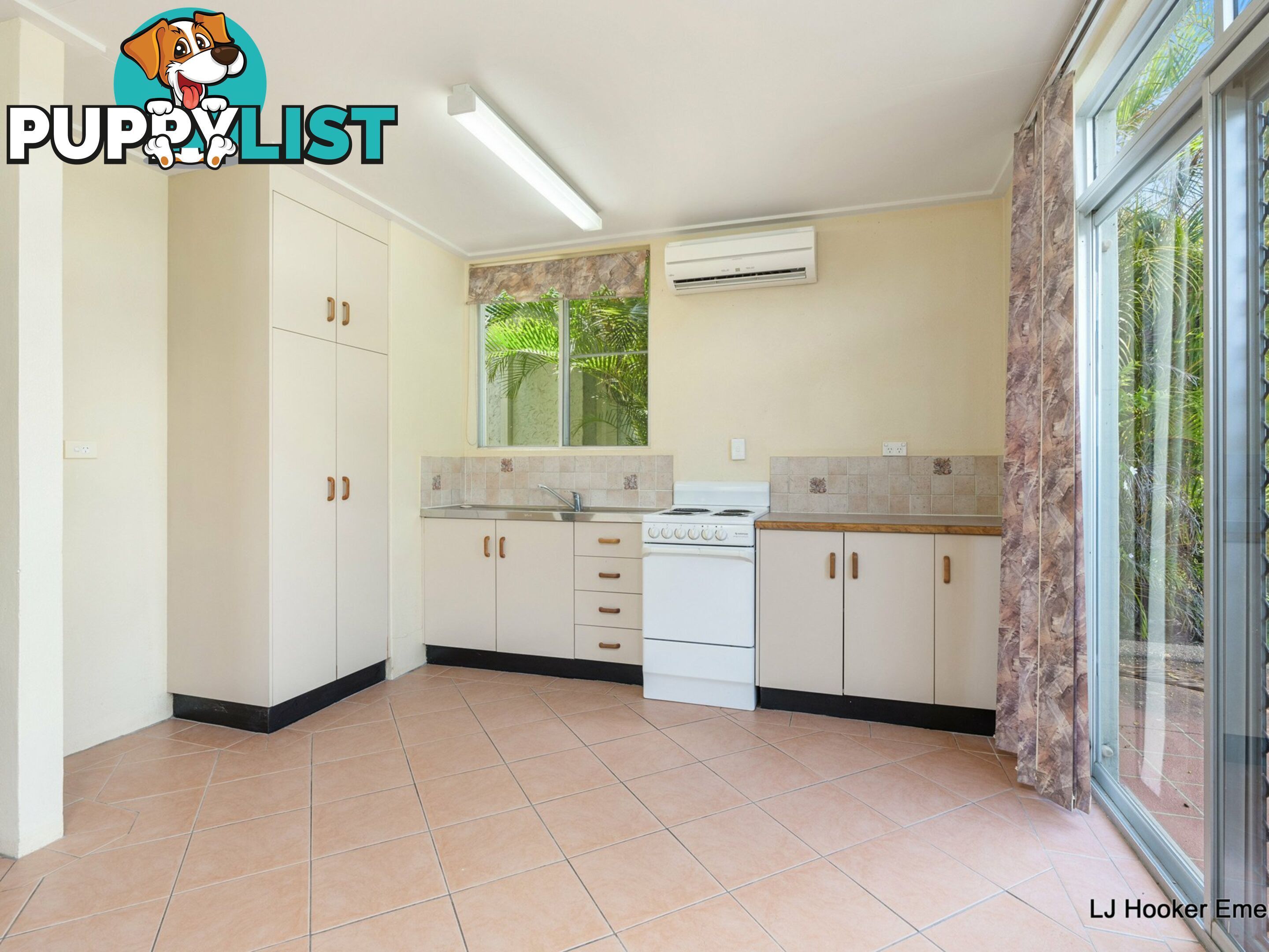 2/53 Dundas Street EMERALD QLD 4720