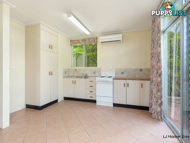 2/53 Dundas Street EMERALD QLD 4720