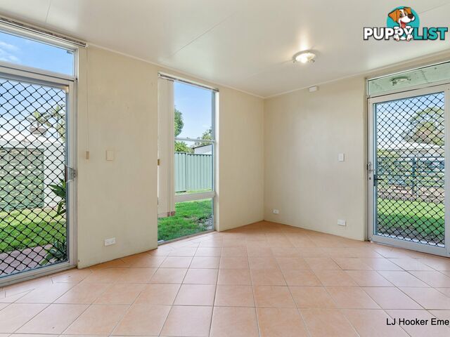 2/53 Dundas Street EMERALD QLD 4720