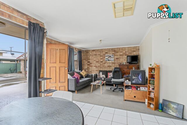 2/126 Opal Street EMERALD QLD 4720