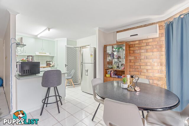 2/126 Opal Street EMERALD QLD 4720