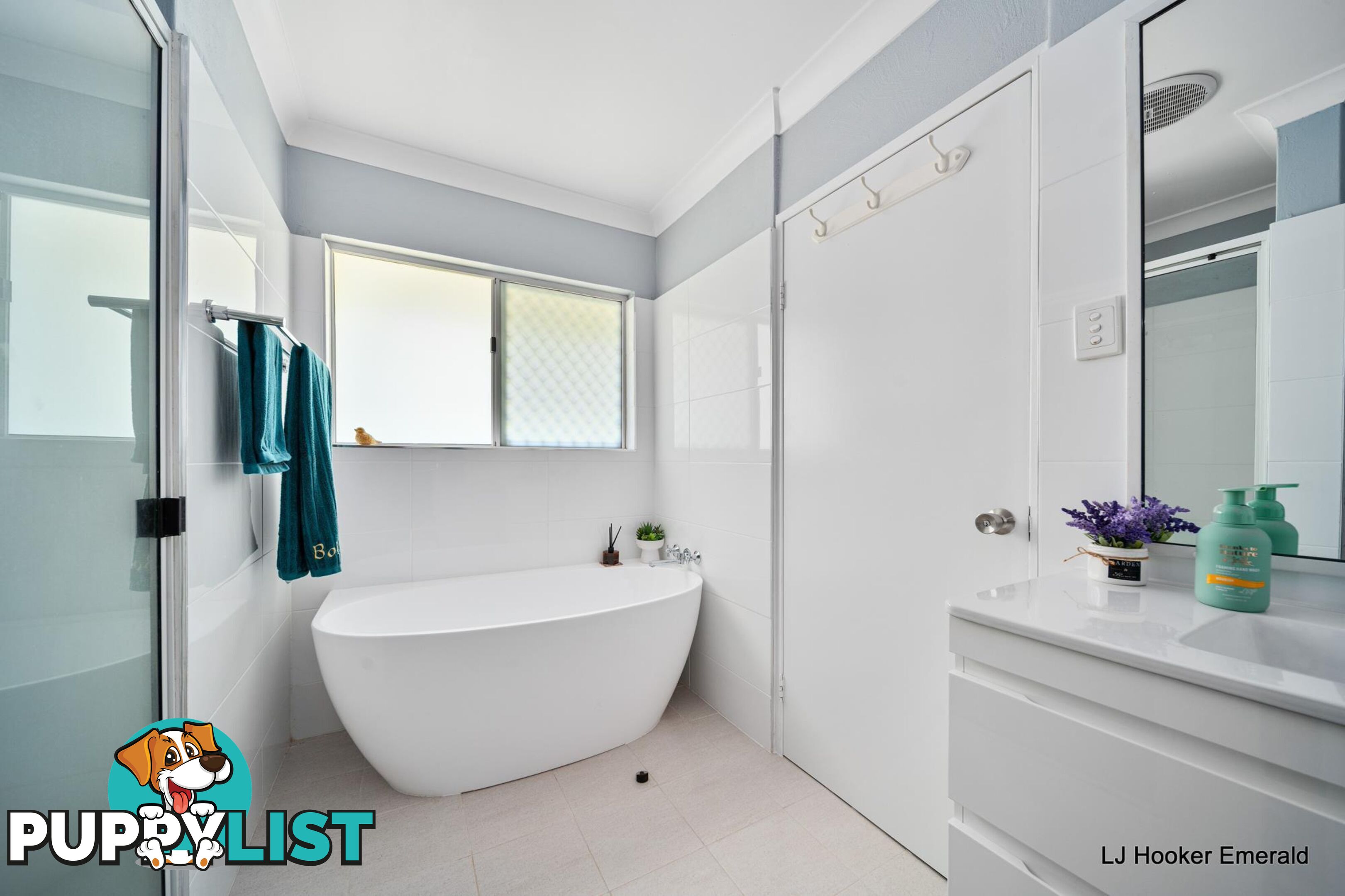 3 Kurrajong Close EMERALD QLD 4720