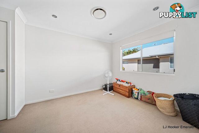 2/53 Retro Street EMERALD QLD 4720