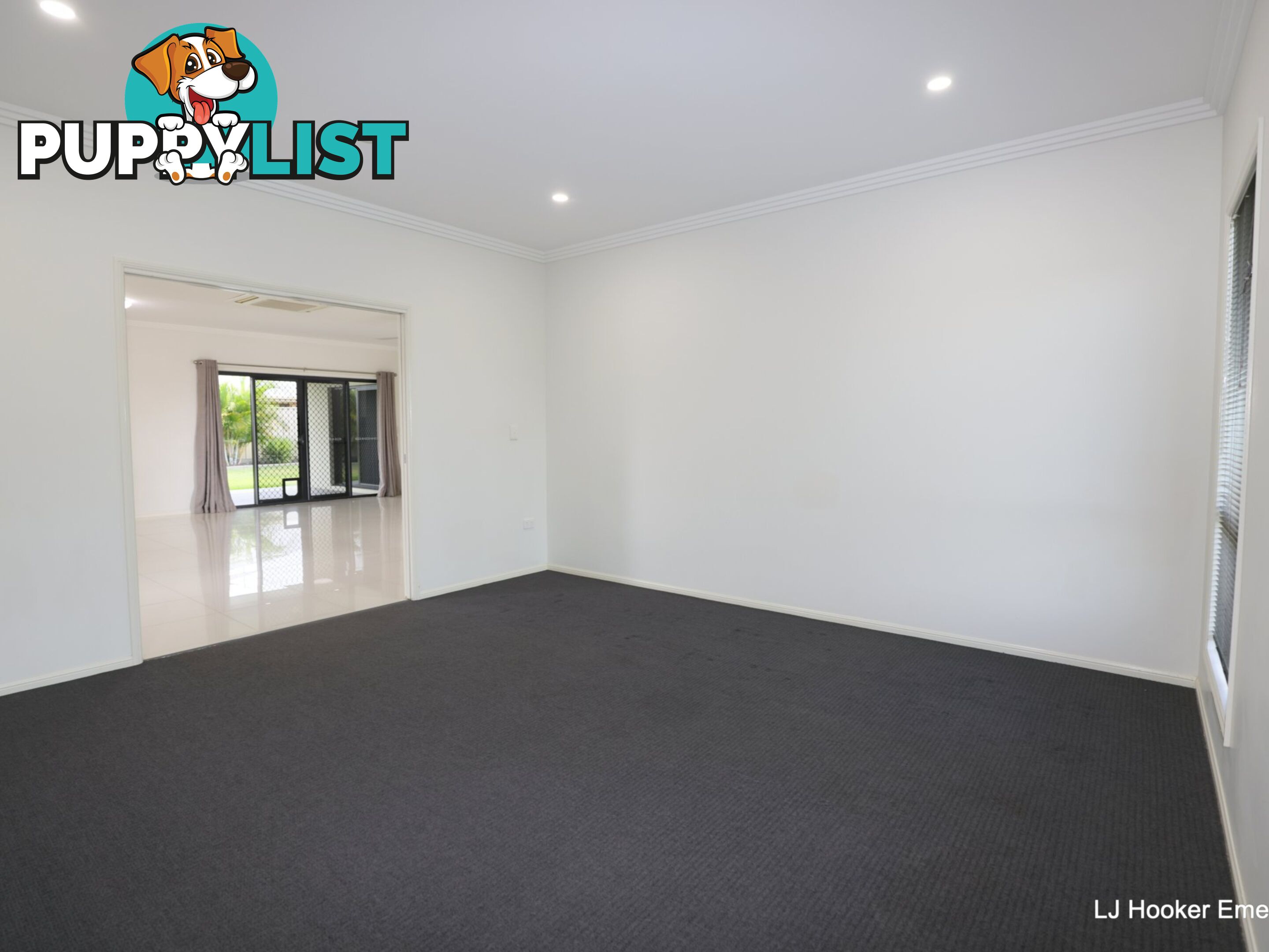 8 Moriarty Street EMERALD QLD 4720