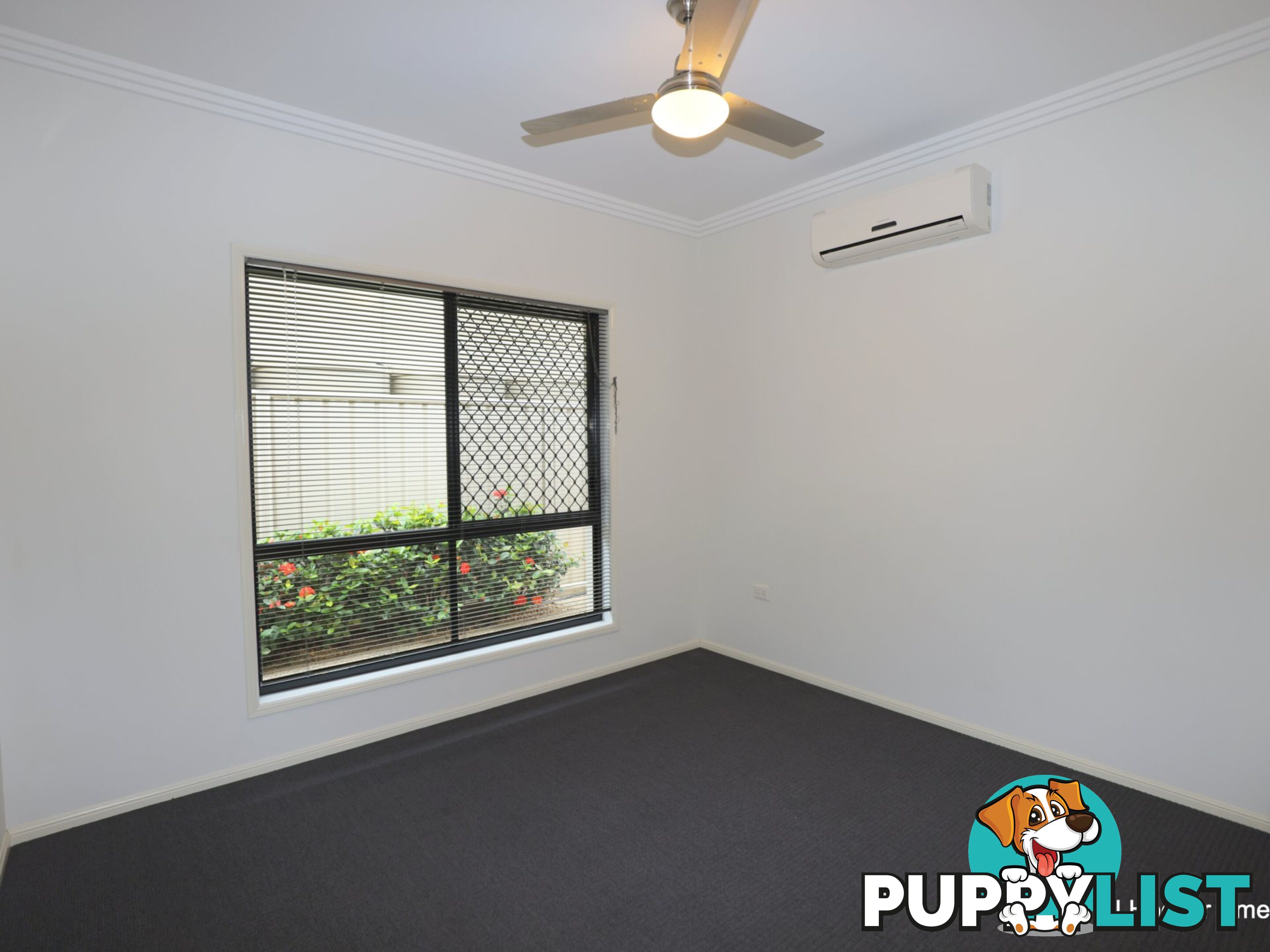 8 Moriarty Street EMERALD QLD 4720