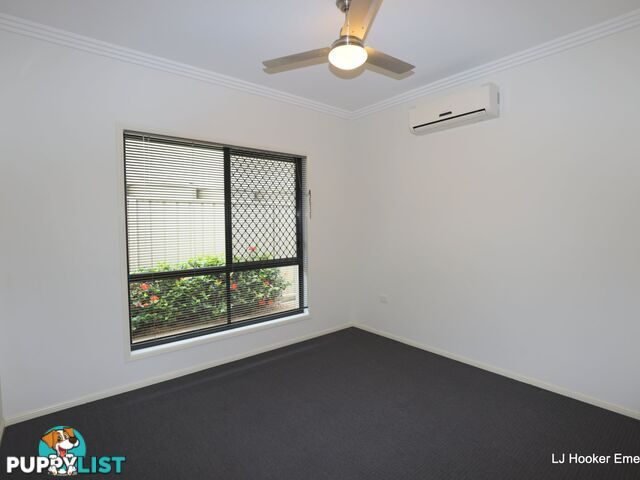 8 Moriarty Street EMERALD QLD 4720