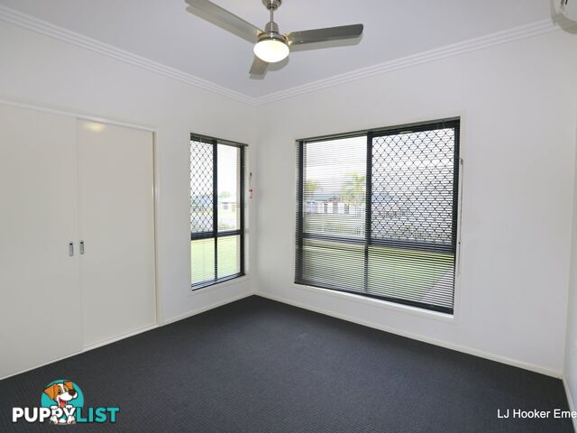 8 Moriarty Street EMERALD QLD 4720