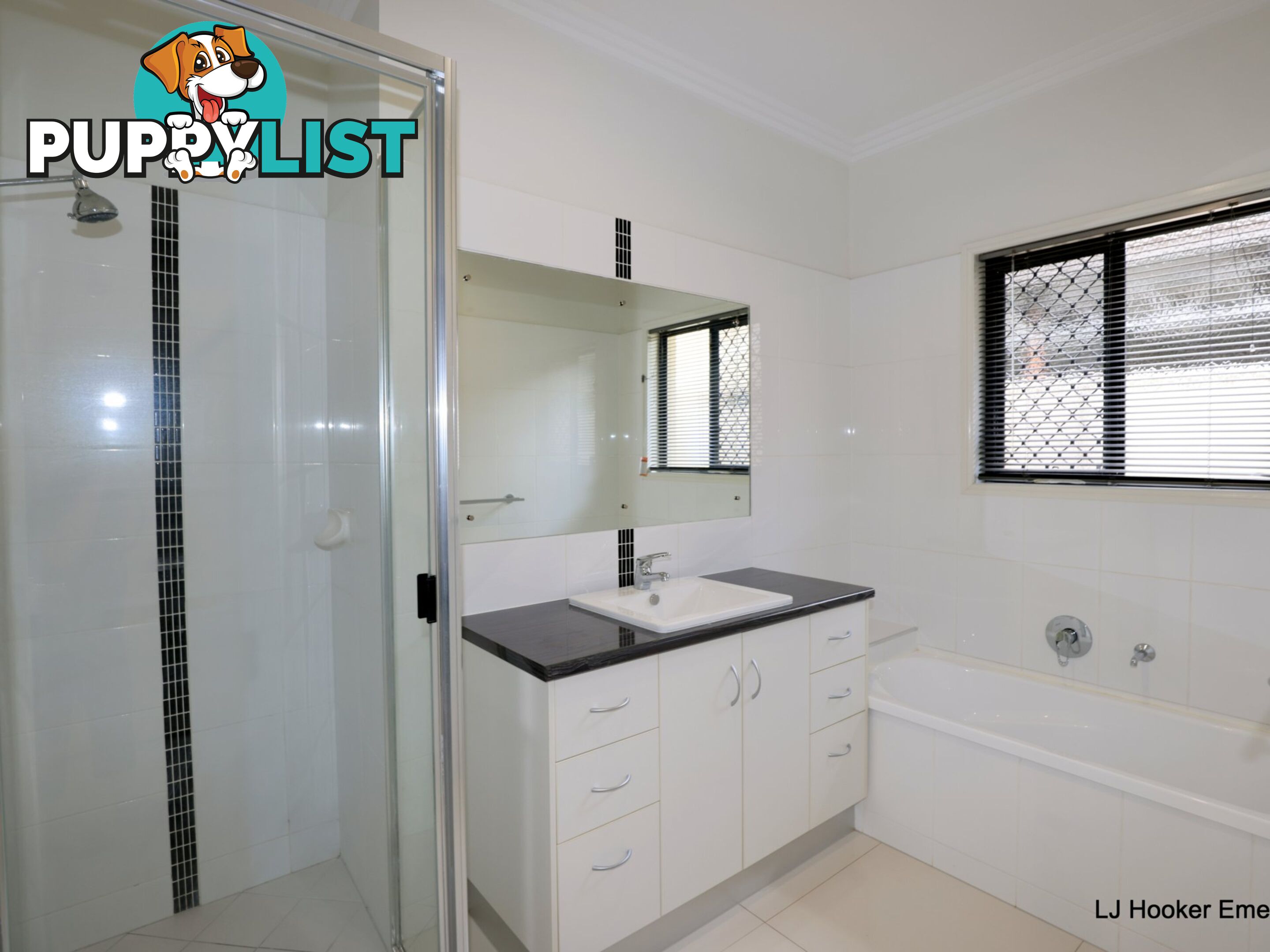 8 Moriarty Street EMERALD QLD 4720