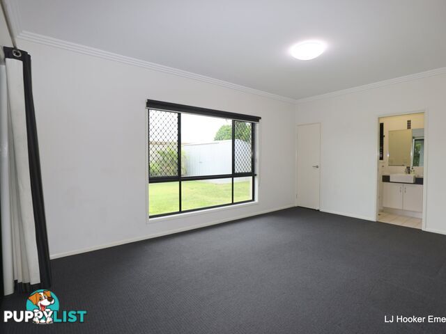 8 Moriarty Street EMERALD QLD 4720