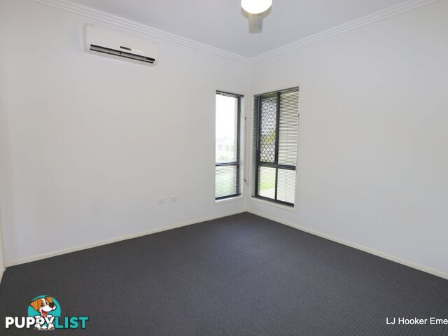 8 Moriarty Street EMERALD QLD 4720