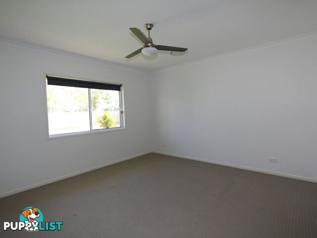 10 Rosehill Road EMERALD QLD 4720