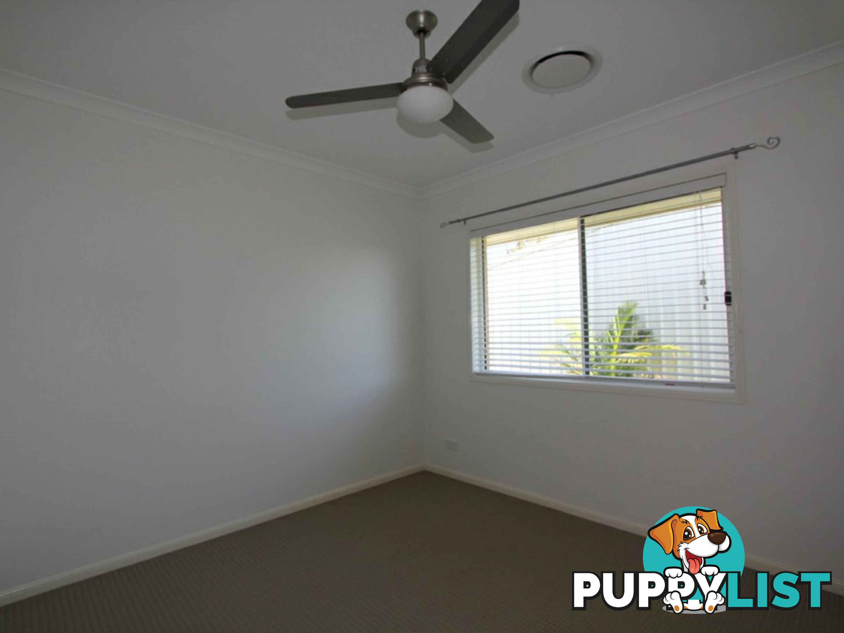 10 Rosehill Road EMERALD QLD 4720