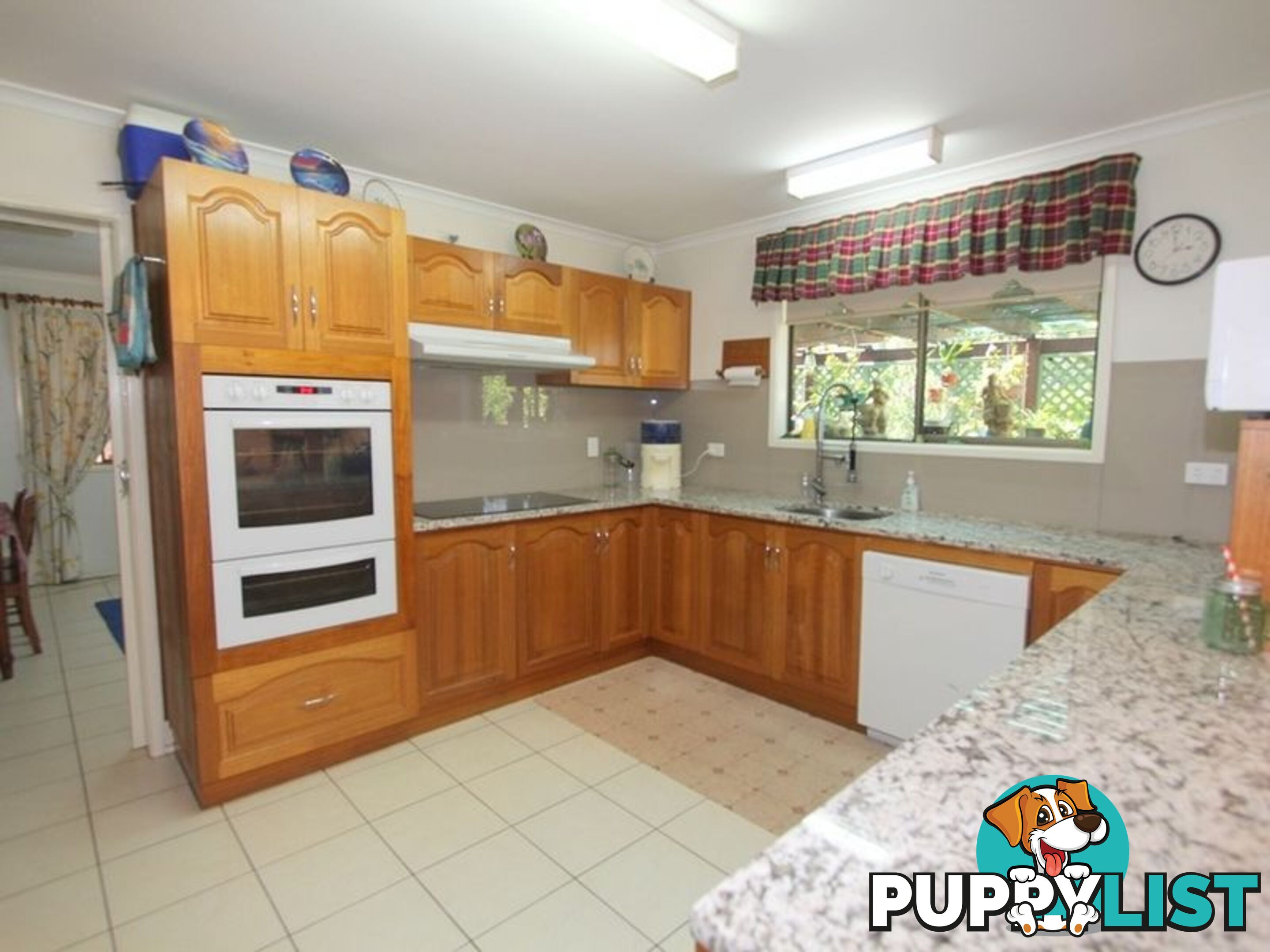 35 Tourmaline Drive EMERALD QLD 4720