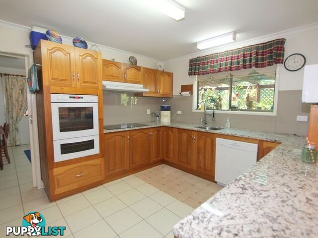 35 Tourmaline Drive EMERALD QLD 4720
