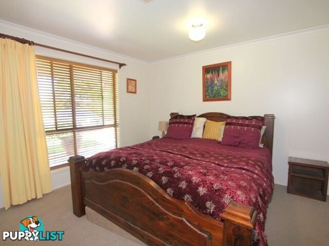 35 Tourmaline Drive EMERALD QLD 4720