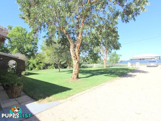 35 Tourmaline Drive EMERALD QLD 4720