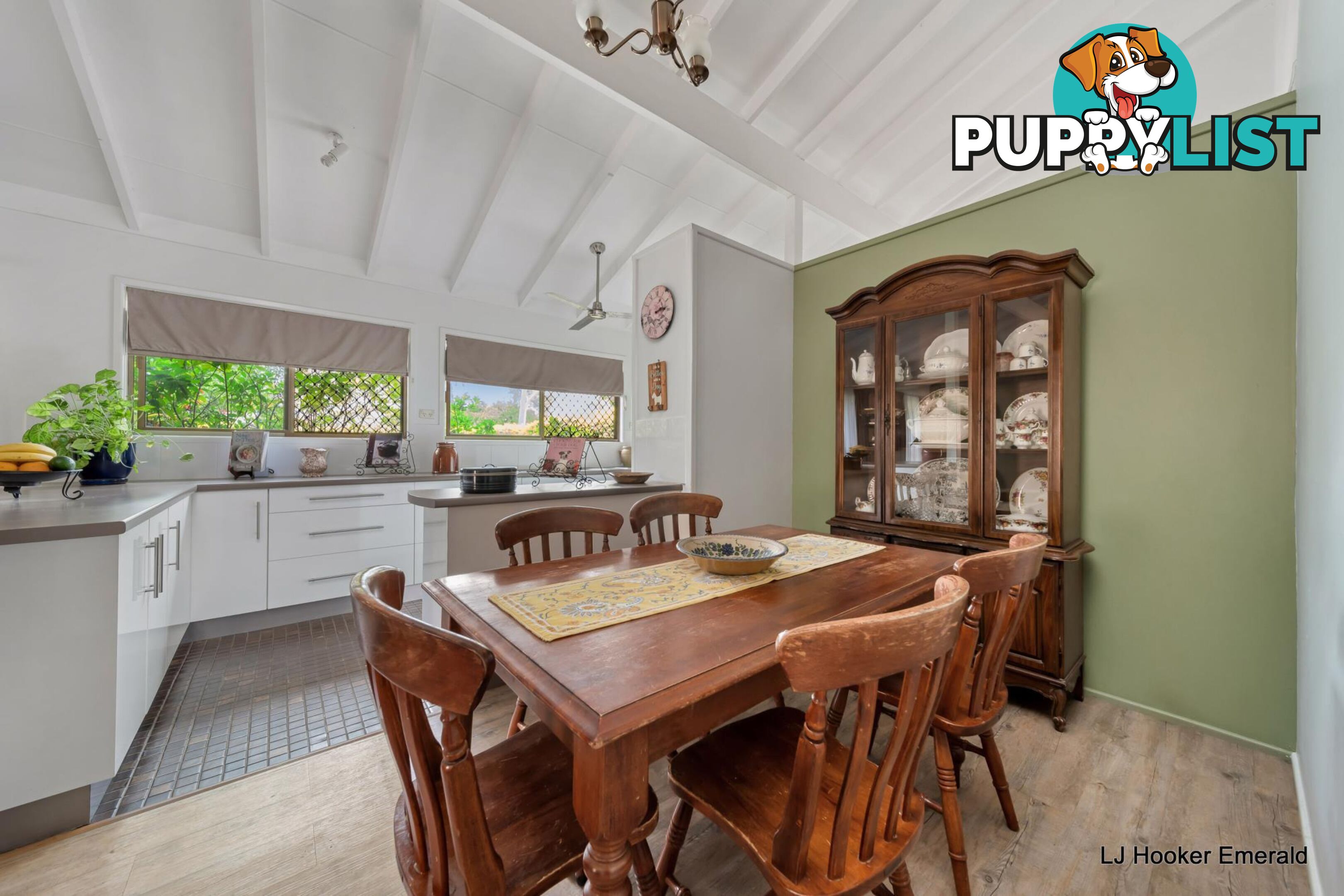 35 Harris Street EMERALD QLD 4720