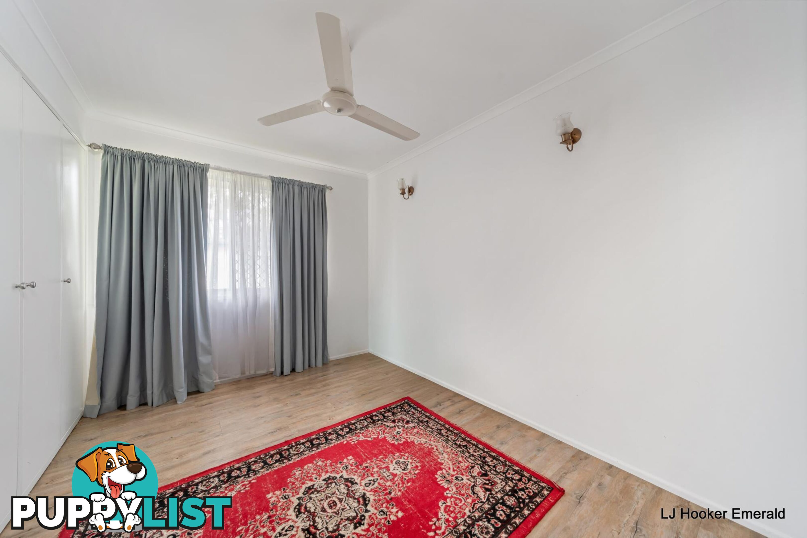 35 Harris Street EMERALD QLD 4720