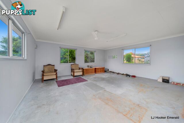 35 Harris Street EMERALD QLD 4720