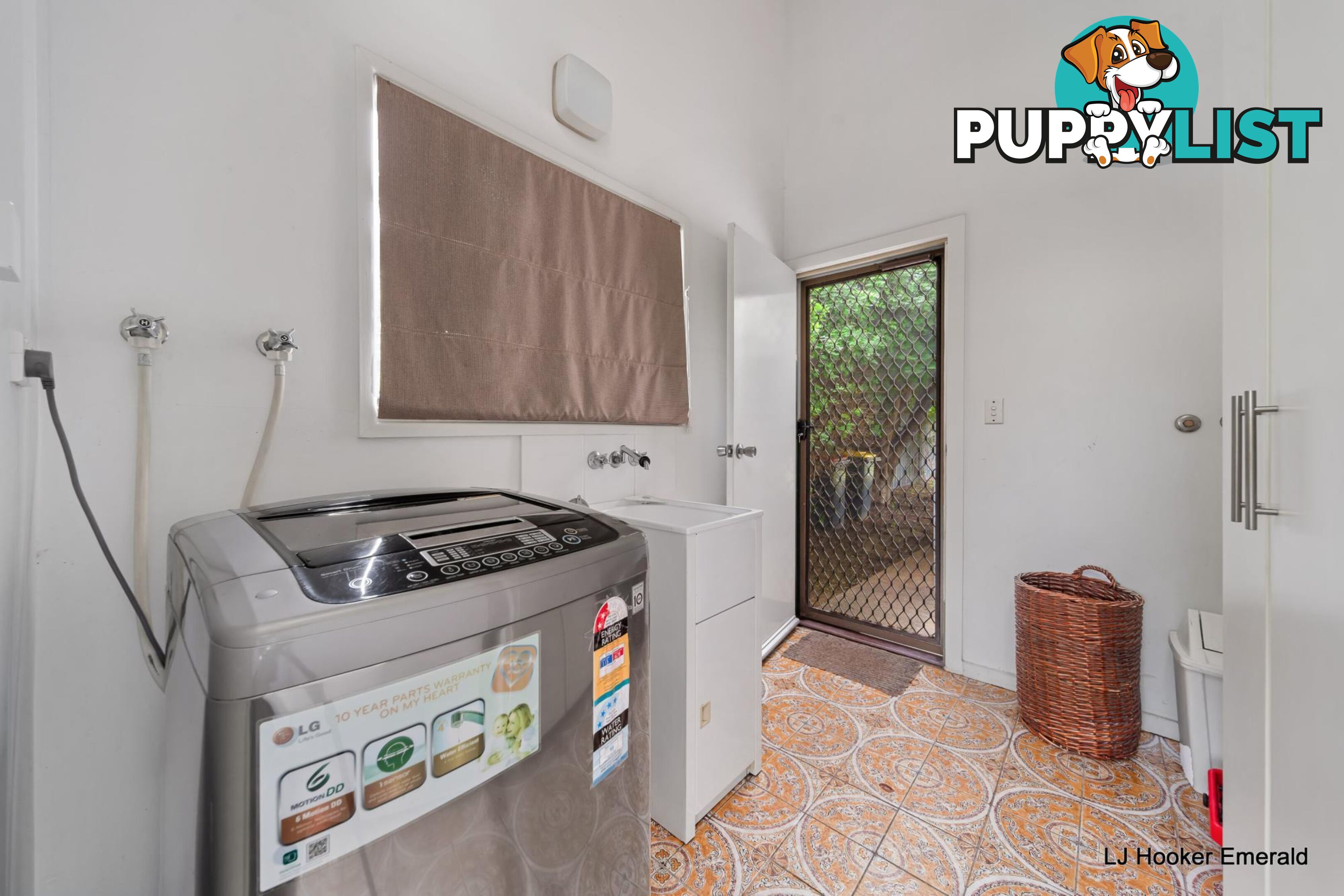 35 Harris Street EMERALD QLD 4720