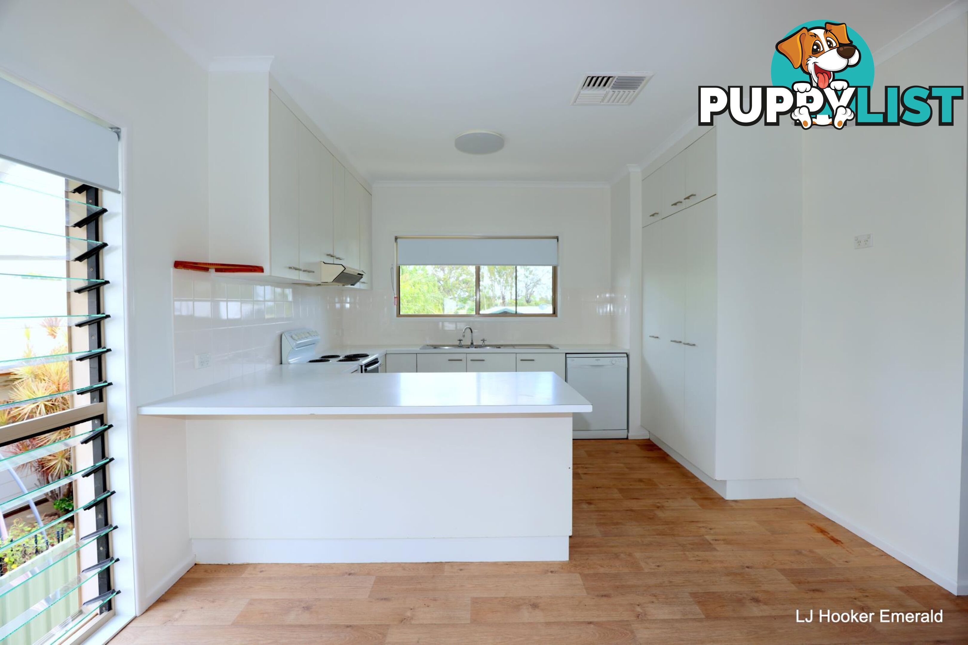 24 Staal Crescent EMERALD QLD 4720