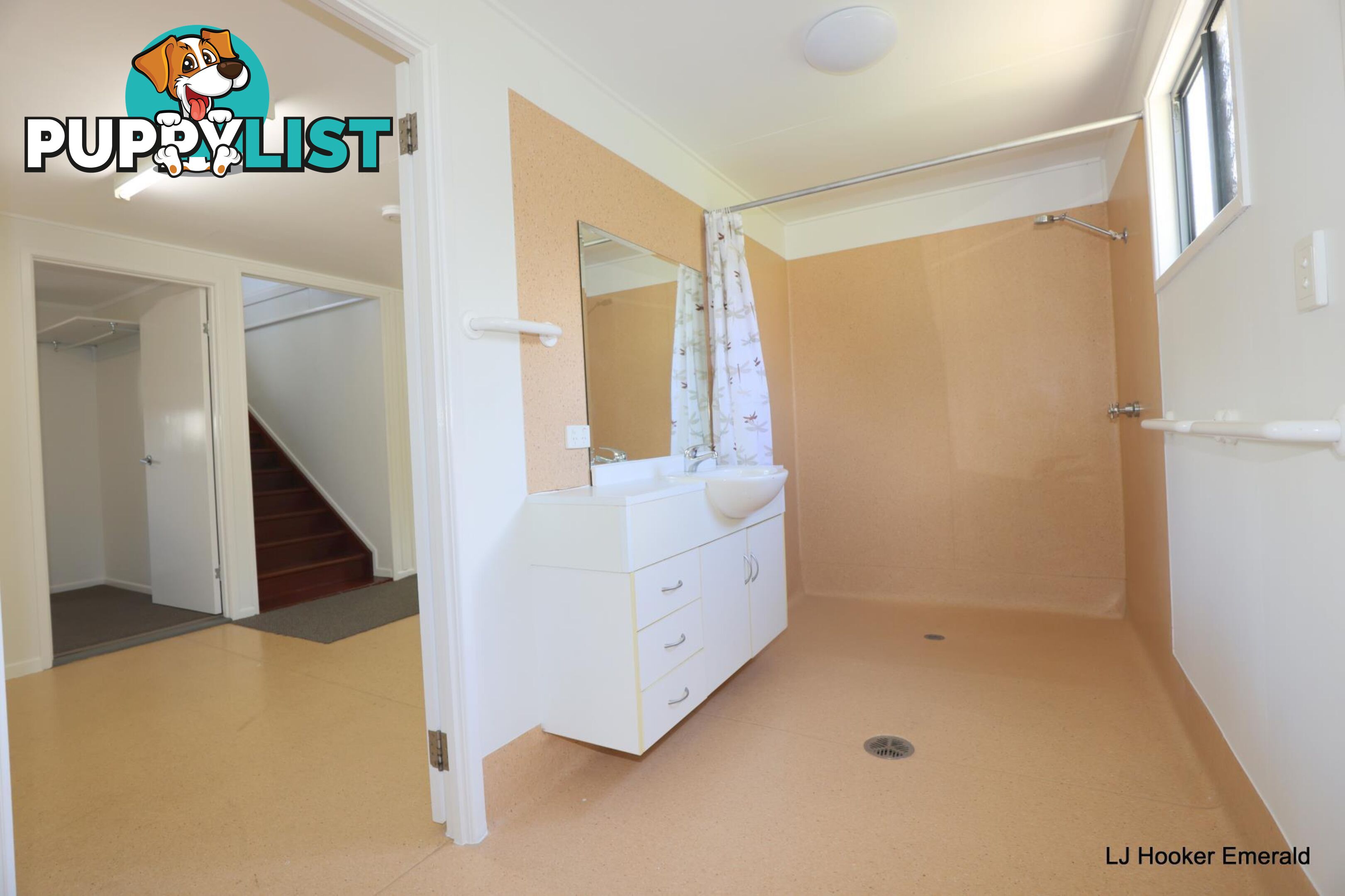 24 Staal Crescent EMERALD QLD 4720