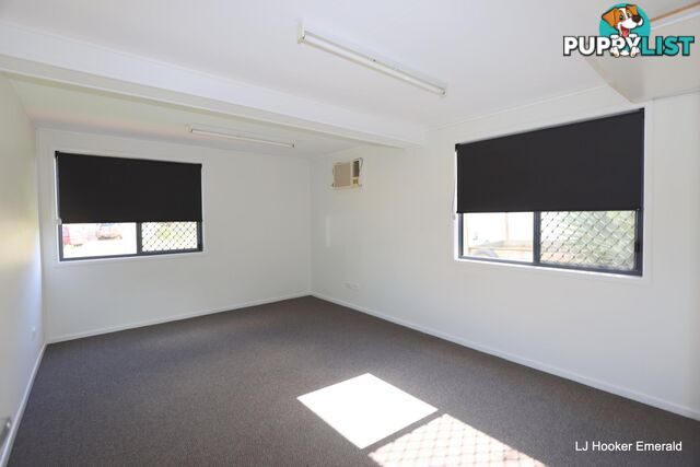 24 Staal Crescent EMERALD QLD 4720