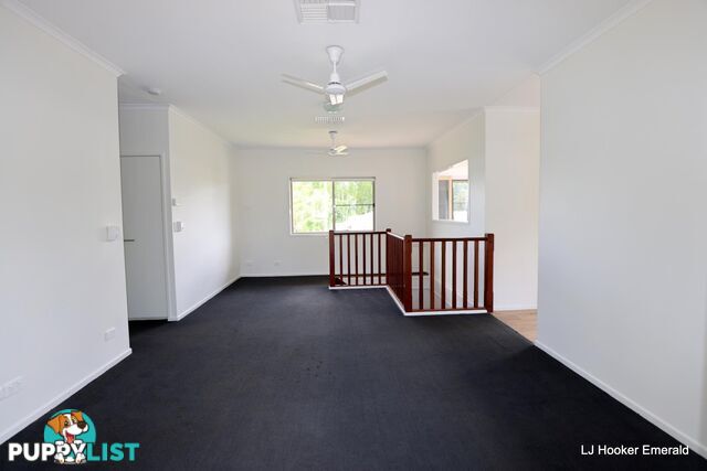 24 Staal Crescent EMERALD QLD 4720