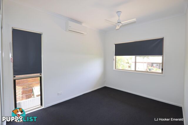 24 Staal Crescent EMERALD QLD 4720