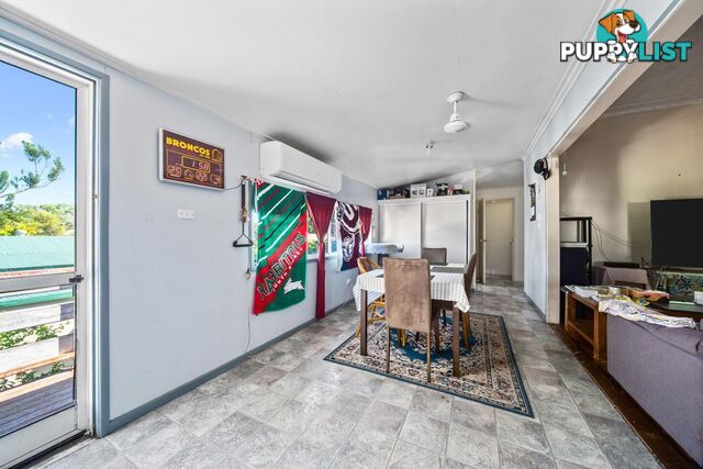 51 Roberts Street EMERALD QLD 4720