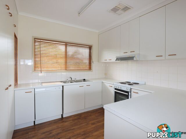 6 Egan Street EMERALD QLD 4720