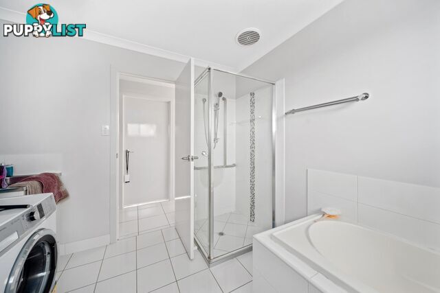26 Amber Street EMERALD QLD 4720