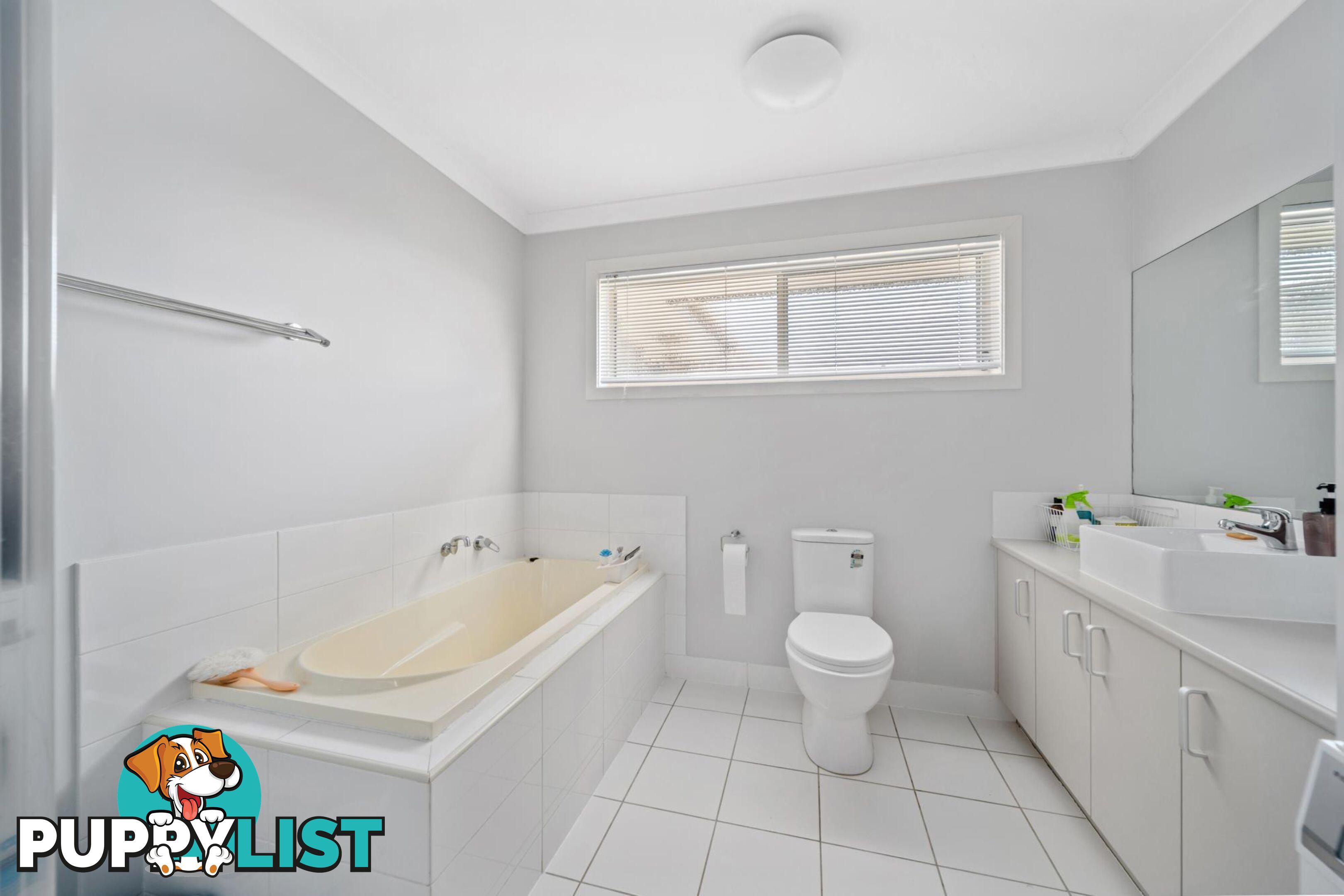 26 Amber Street EMERALD QLD 4720