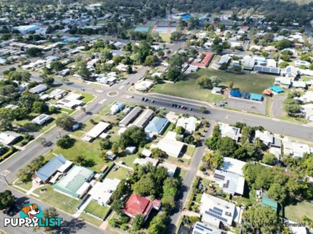 31 Church Lane EMERALD QLD 4720