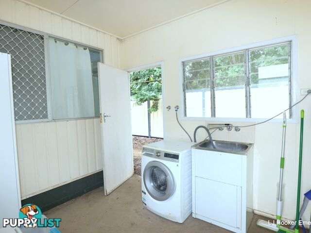 31 Church Lane EMERALD QLD 4720