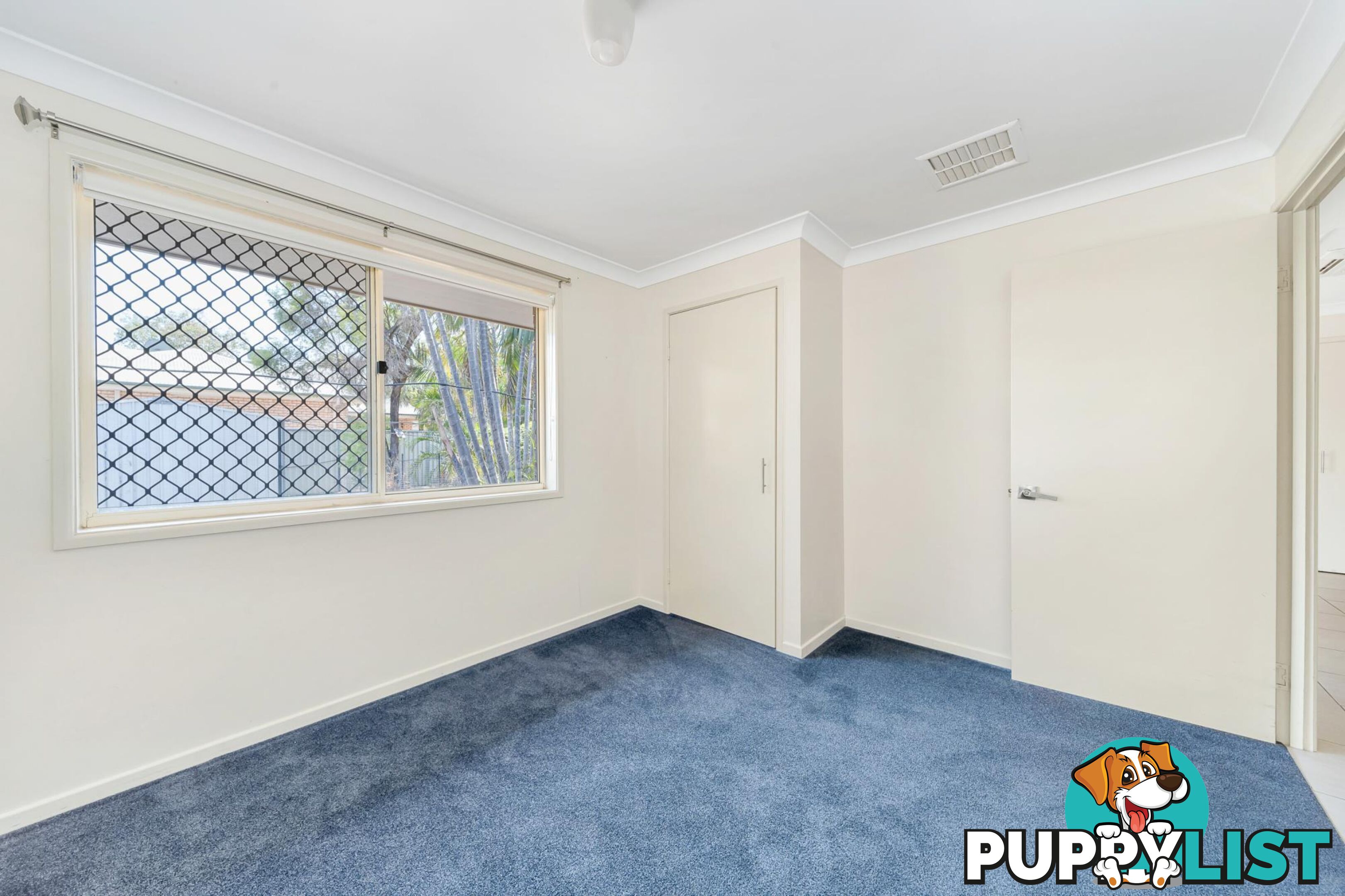 8 Tineele Place EMERALD QLD 4720