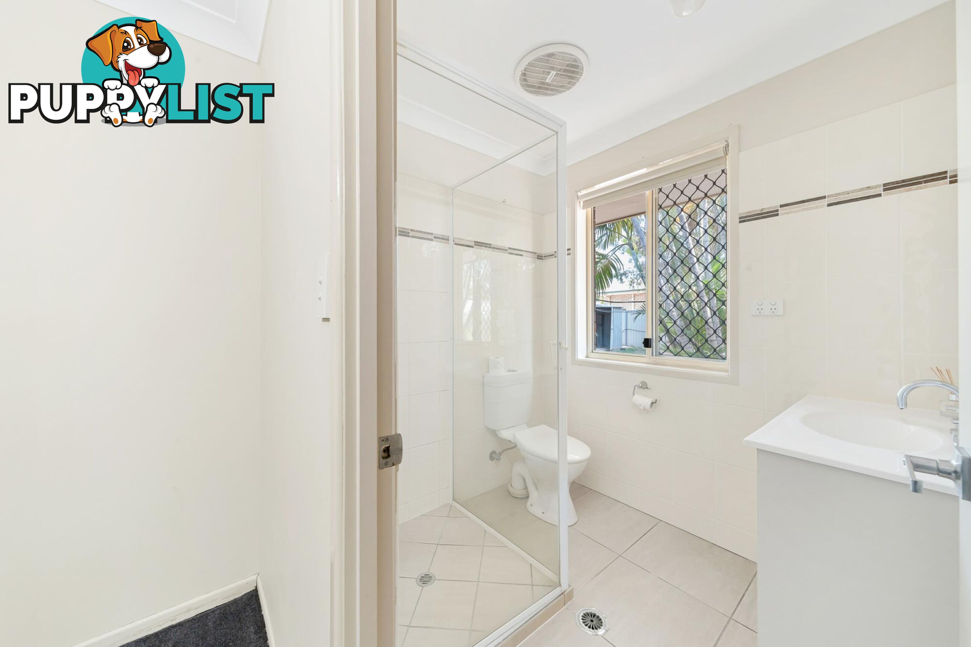 8 Tineele Place EMERALD QLD 4720