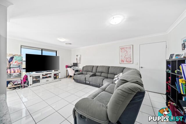 35 Thornton Street EMERALD QLD 4720