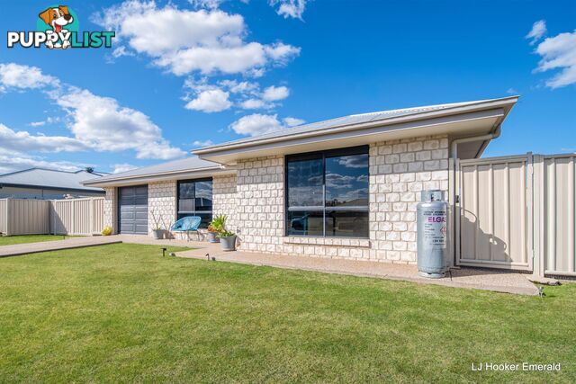 35 Thornton Street EMERALD QLD 4720