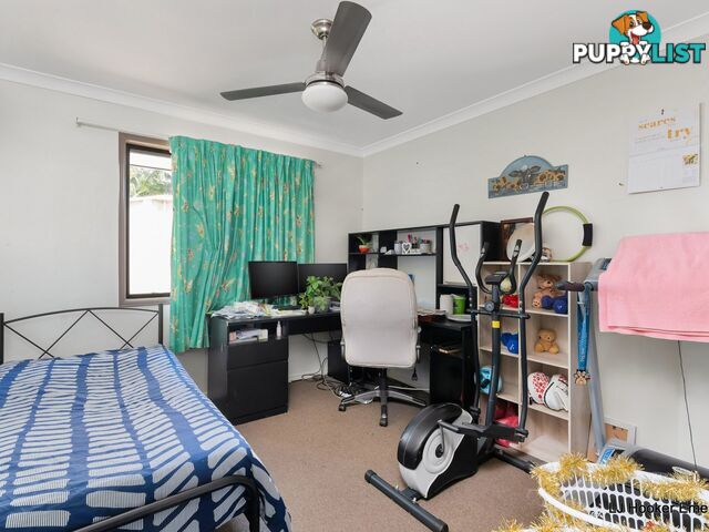 25 Berthun Street EMERALD QLD 4720