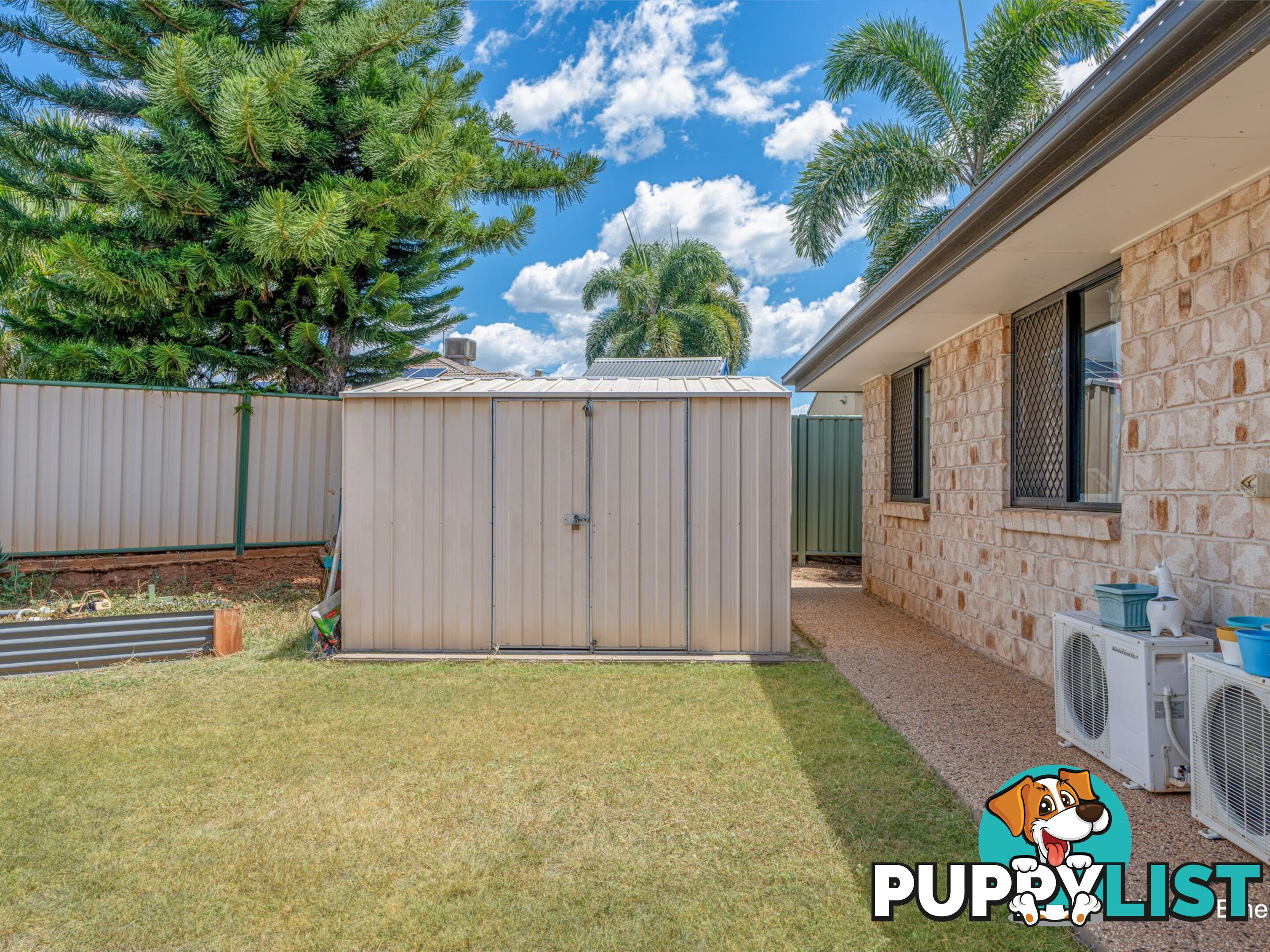 25 Berthun Street EMERALD QLD 4720