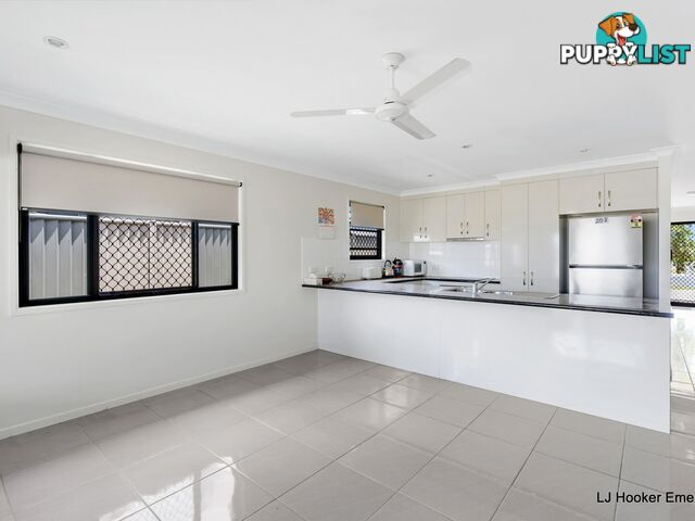 3/15 Whitney Street EMERALD QLD 4720