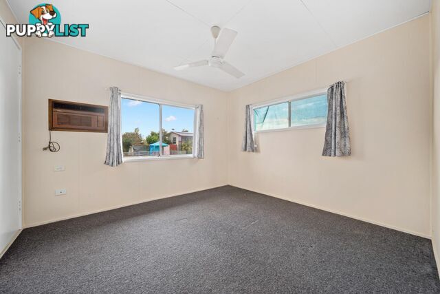 15 Centenary Drive EMERALD QLD 4720