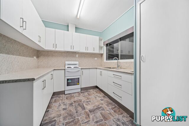 15 Centenary Drive EMERALD QLD 4720