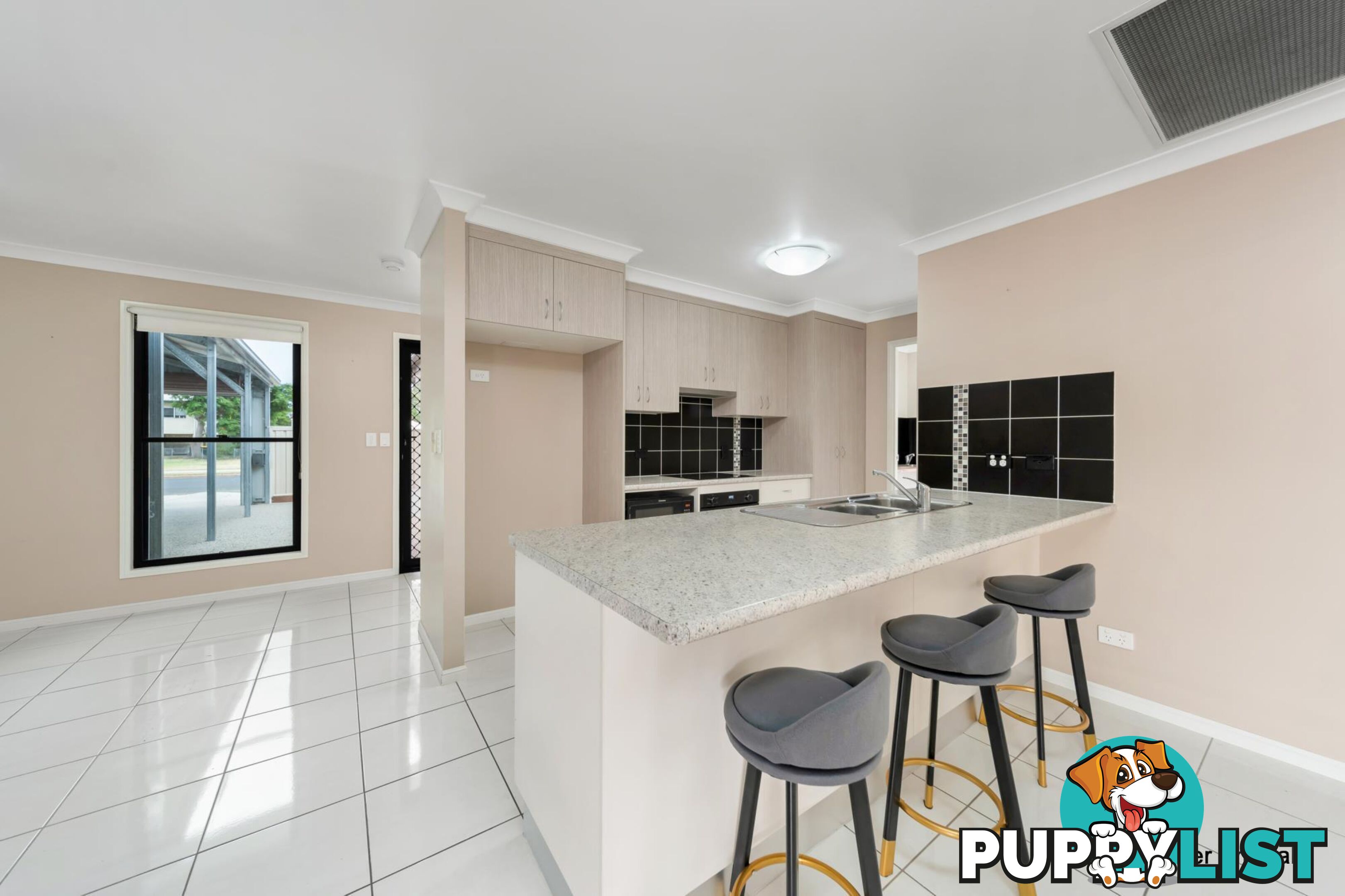 144 Opal Street EMERALD QLD 4720