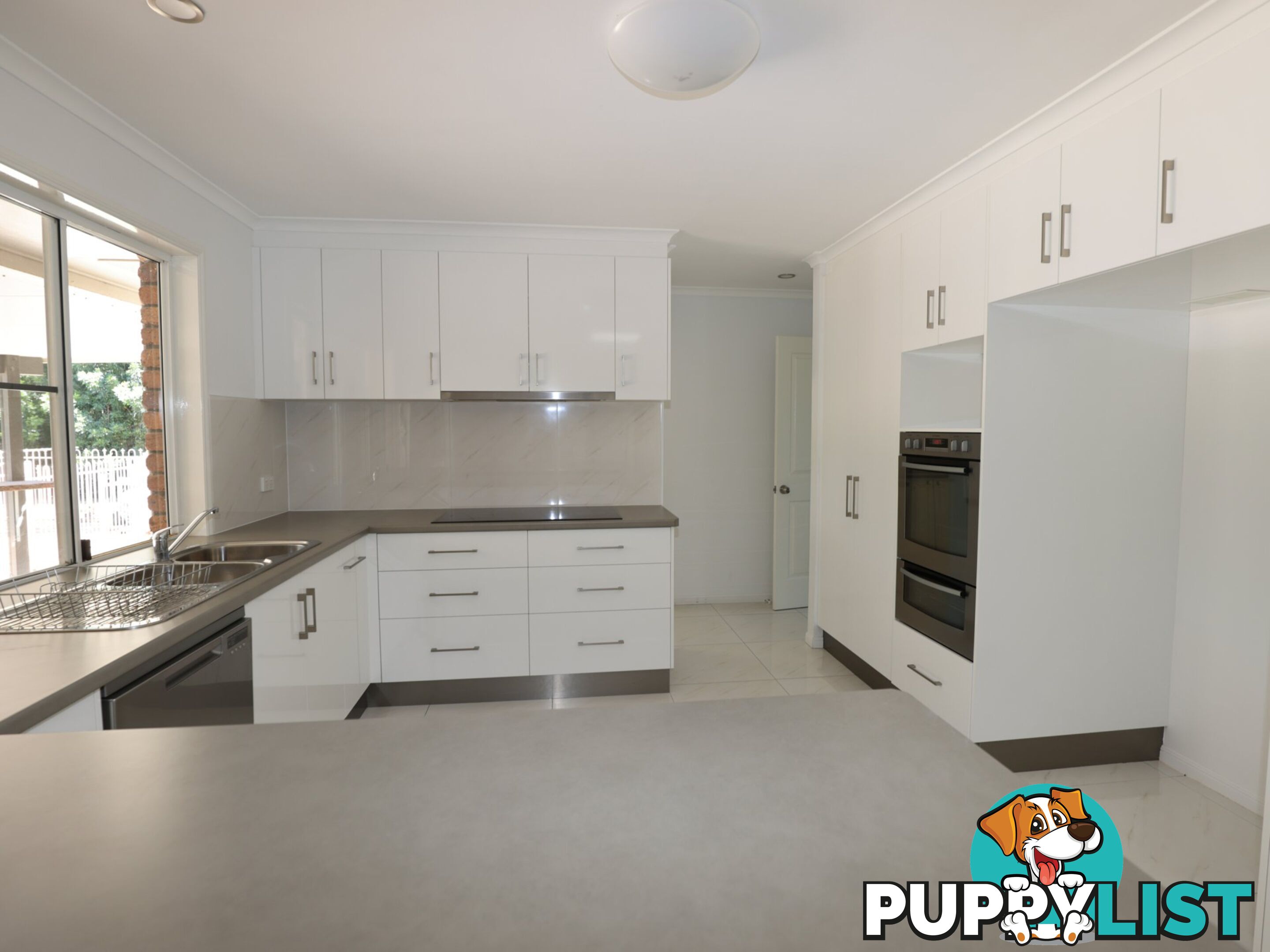 12 Cunningham Drive EMERALD QLD 4720