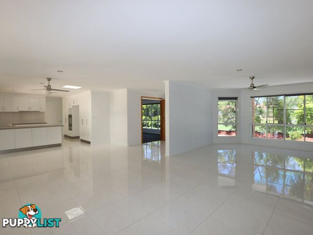 12 Cunningham Drive EMERALD QLD 4720