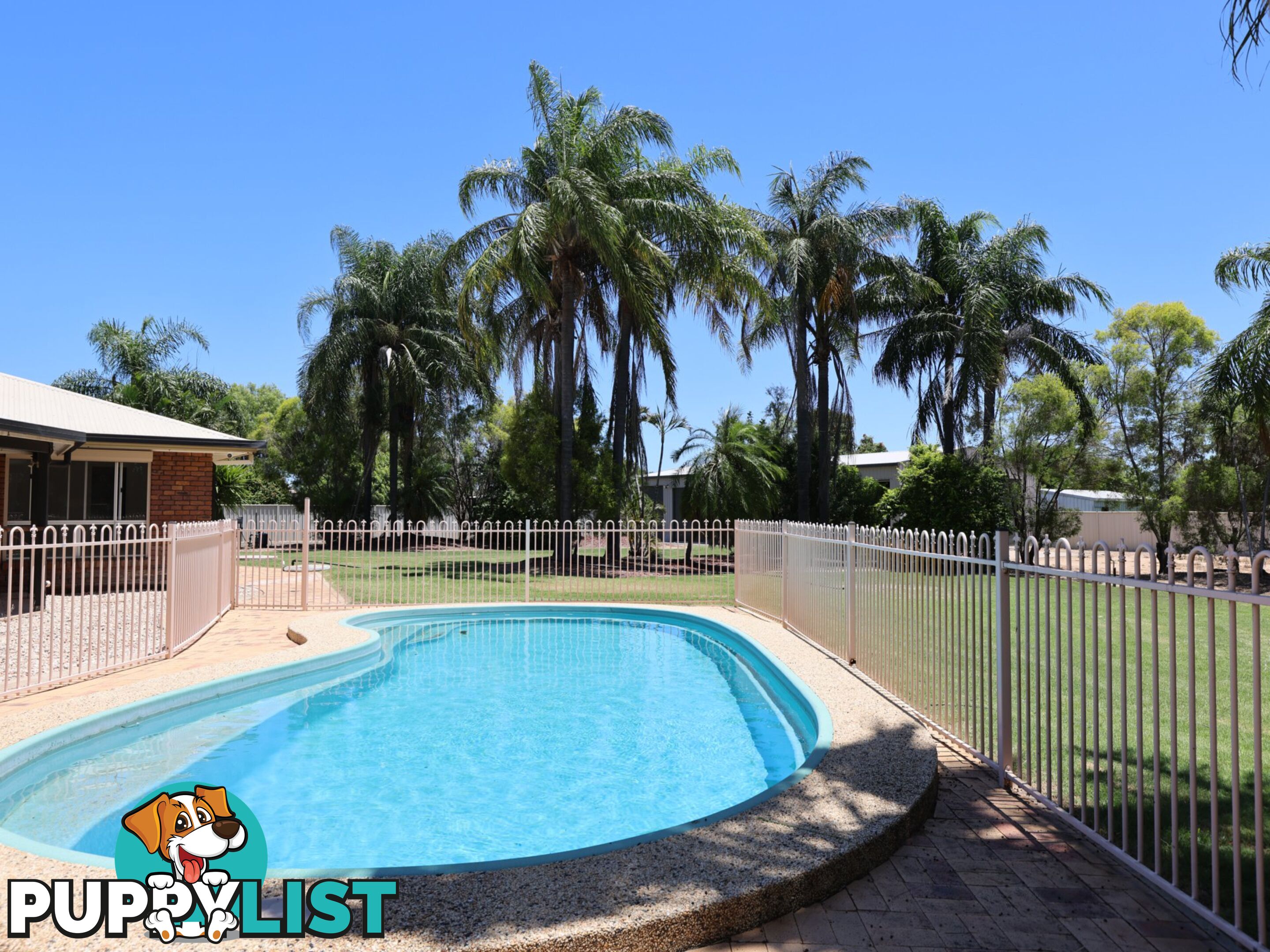 12 Cunningham Drive EMERALD QLD 4720